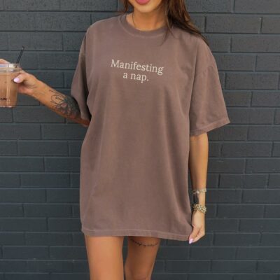 "Napping in Style – Comfort Colors® Embroidered T-Shirt for Nap Addicts"